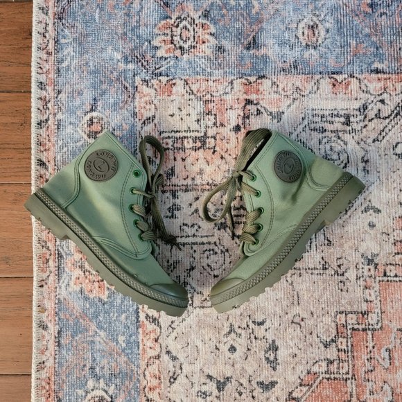 Canvas Threaded Sole Military Green High Top - Picture 3 of 5